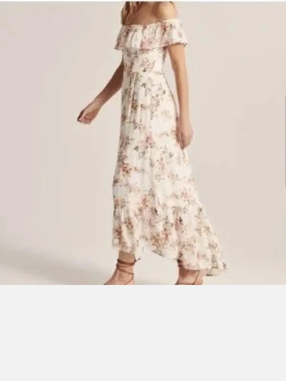 Abercrombie & Fitch Off-Shoulder Floral Maxi Dress in Cream and Blush